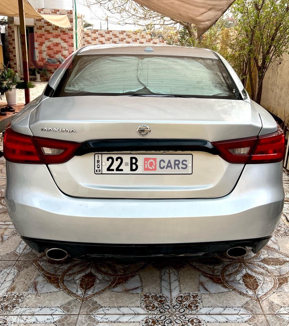 نيسان ماكسيما